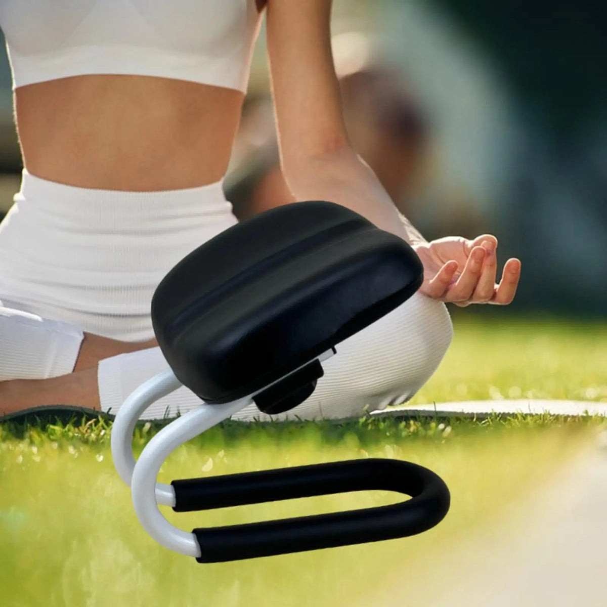 Kneeling Meditation Stool Adjustable Height Prayer Stool Kneeling Bench Portable Seat for Home Kneeler Meditations Yoga Prayer