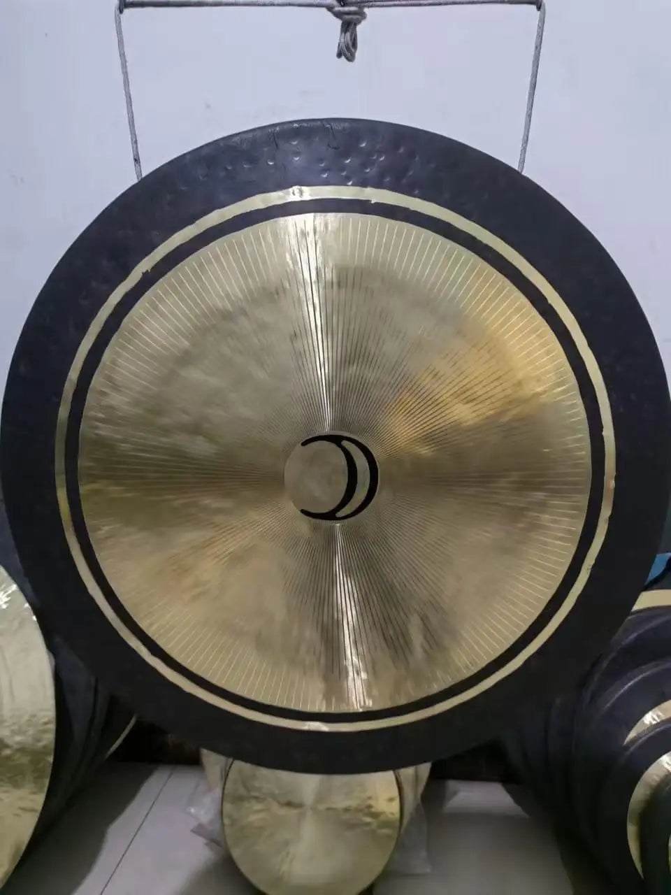 14"-28"  Moon Chau Gong with C Steel Stand and Mallet Bronze Handmade Gong Deep Sound for Meditation and Therapy Soundbath