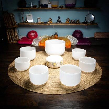 Hye-eun 7pcs 7"-12" Crystal Singing Bowls Chakra Set of 7 with Carrying Cases for Yoga Medication Sound Healing Deep Relaxation